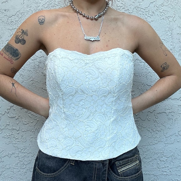 Beautiful Lace Corset, Never Worn - Picture 1 of 11